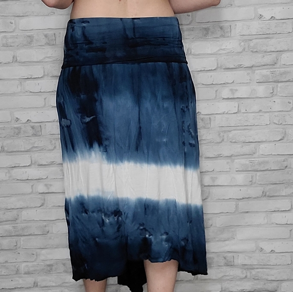 Raviya Blue and White Tie-Dye Summer Dress - Picture 10 of 13